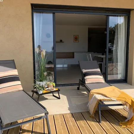 Residence 3 Etoiles Pietra Gemina - Appartements De Vacances, Au Calme, Avec Piscine Calenzana Exterior photo