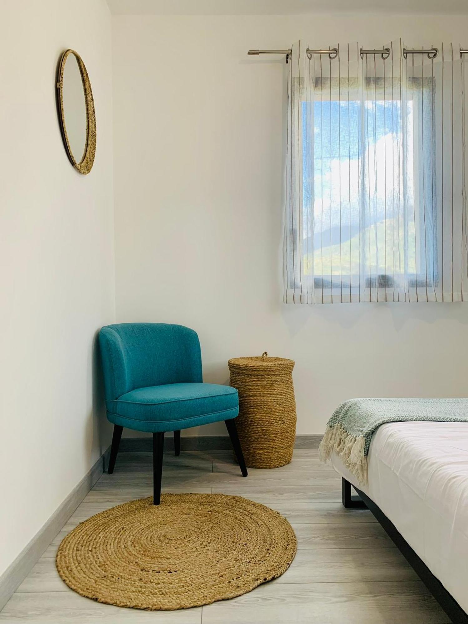 3 Etoiles Pietra Gemina - De Vacances, Au Calme, Avec Piscine Apartment