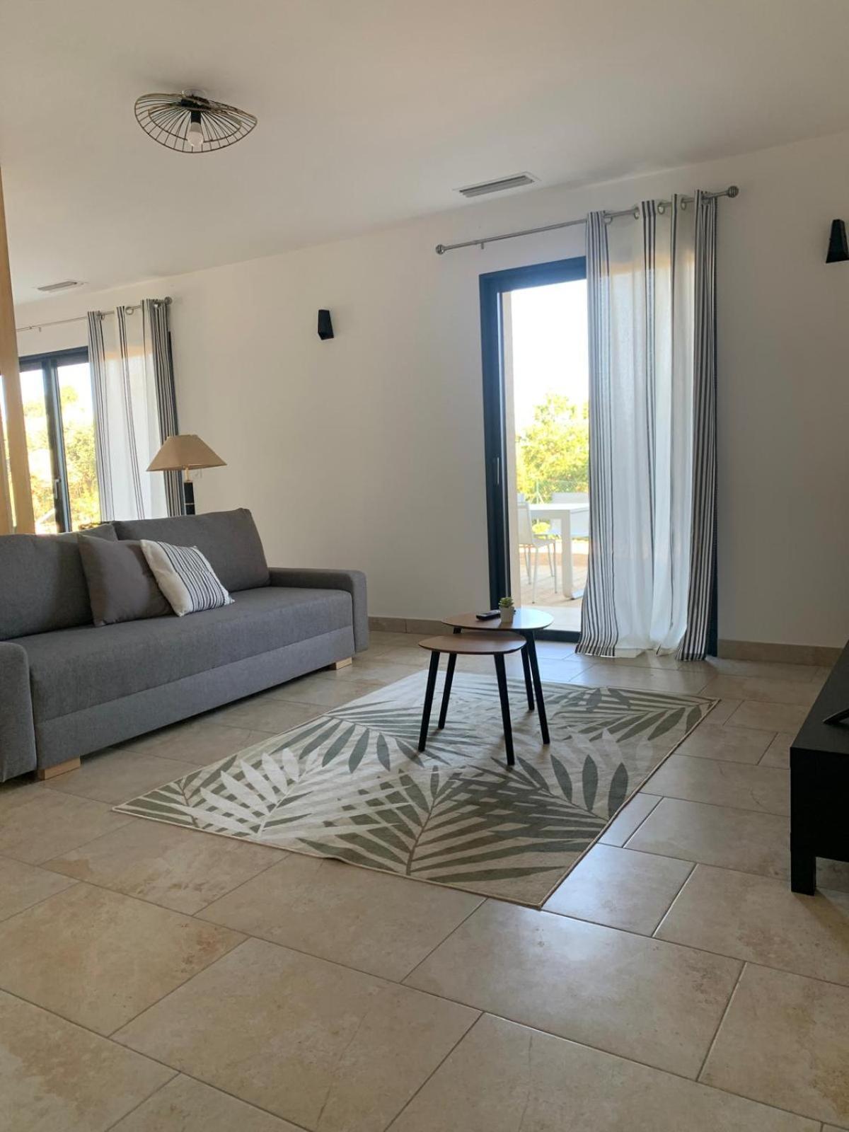 Apartment 3 Etoiles Pietra Gemina - De Vacances, Au Calme, Avec Piscine